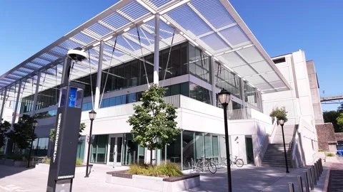 Modern architecture building at UC Berkeley campus in California 스톡 동영상 343891407