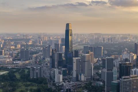 Modern architecture of the central skyscraper Foto stock