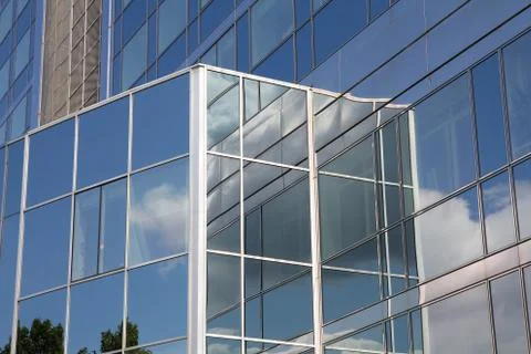 Modern architecture - skyscraper windows background texture. Modern office bu 스톡 사진