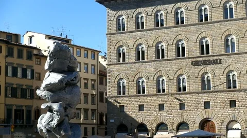 Modern art statue. Piazza della Signoria square. Florence Tuscany Italy 库存影片 88550337