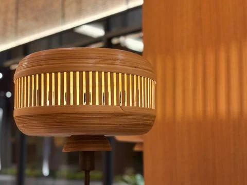Modern Bamboo Lantern Table Lamp with Warm Ambient Lighting. Stock-Fotos