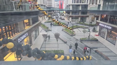 Modern building in the city Stock-Footage 277171979