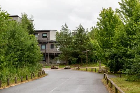 Modern cabin in forest setting at Center Parcs Villages Nature Paris, France. 스톡 사진