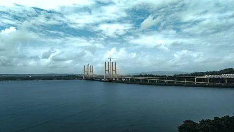 Modern Cable Stayed Bridge Spanning A River Estuary In Goa Fotos de archivo