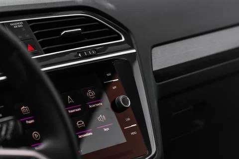 Modern car dashboard. Screen multimedia system. Translation: "Navigation. Ass Foto stock