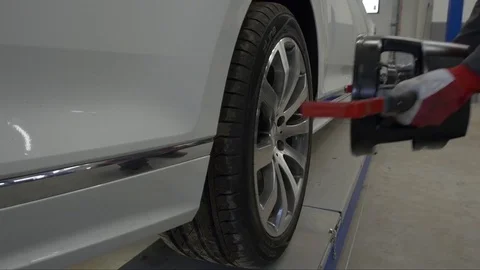 Modern car wheel alignment Stock Footage 81097610