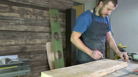 Modern carpenter at work 動画素材 70921844