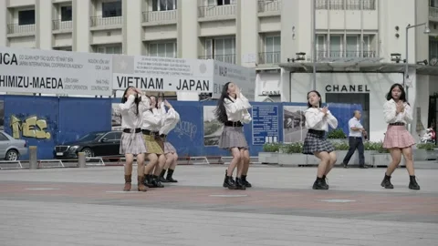 Modern dance Stock Footage 139956590