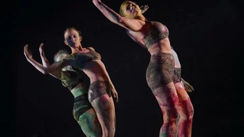 Modern dance with paints, art performance of four women covered by multi colored 스톡 동영상 168123927