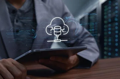 Modern Data Management Concept with Cloud Technology and Tablet Foto stock