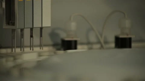 Modern digital medical device for sample analysis working in the lab, close up. Stock-Footage 52327310