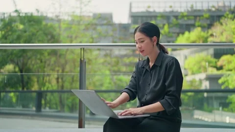 Modern Digital Nomad Video stock 331059897