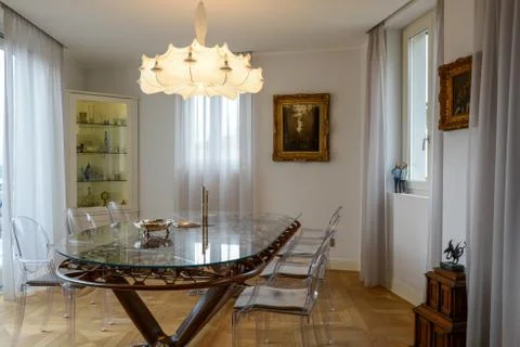 Modern dining room Fotos Stock