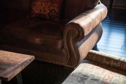 Modern dramatic interior design aesthetic with couches and chairs Stock-Fotos