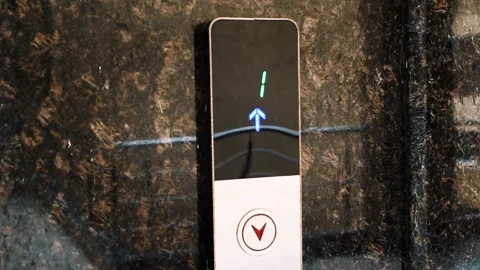 Modern elevator display panel showing upward movement – lift screen with arrow Video stock 312868867