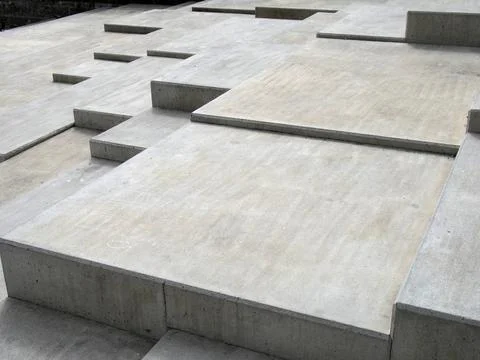  modern grey concrete angular steps in geometric angular shapes on multipl... Stockfoto's