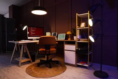 Modern home office workspace with computer and tablet Stock-Fotos