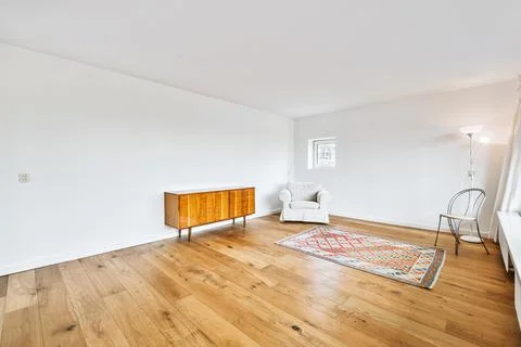 Modern house design Stock Photos