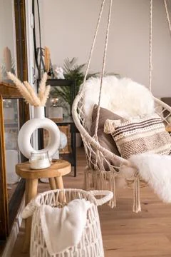Modern interior featuring an array of white chairs  in the center of the room Foto stock