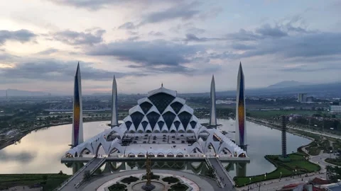 Modern Islamic Architecture with Reflective Lake Stock Footage 326394928