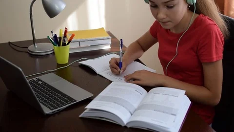 Modern language e-learning Stock Footage 79561734