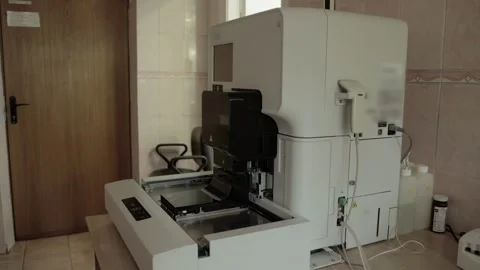 Modern medical equipment automatic analyzer of physical and chemical properties Video stock 318288619