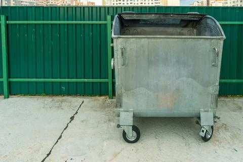 Modern metal containers for separate garbage collection. Garbage cans in the  Stock-Fotos
