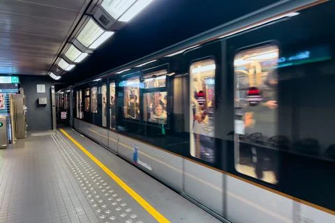 Modern Metro train passing through a subway station in Brussels, Belgium Foto stock