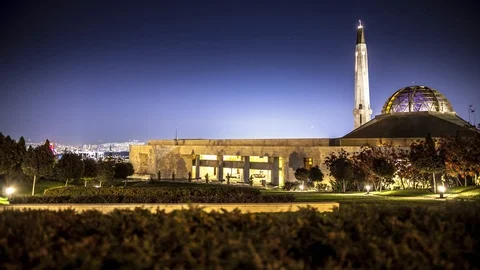 Modern Mosque Time Lapse Panning Effect 스톡 동영상 118509657