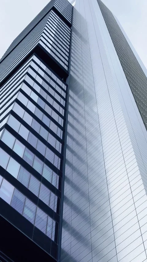 Modern office tower facade and geometric design, Madrid, Spain Vídeos de archivo 344505913