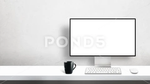 Modern profesional designer computer monitor mockup on office desk with copy spa PSD Template