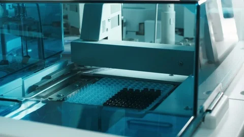 Modern Robotic Machine For Laboratory Tests. Vidéo 120189609