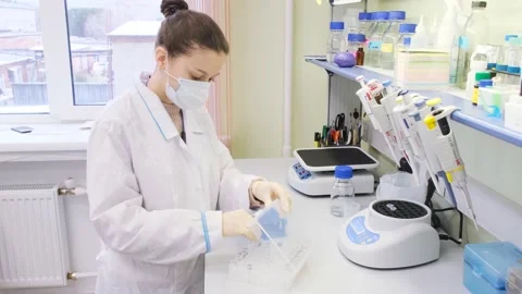 Modern science laboratory Видео 152978942