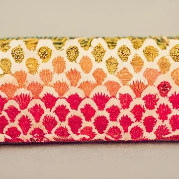 Modern simple pattern with flowers, lines texture. Light abstract wallpaper. Illustrazione stock