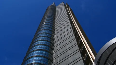 Modern skyscraper in Milan seen in all its height from top to bottom Stock Footage 108447993