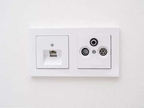 Modern sockets in the wall. Multifunctional socket with internet connection. Foto stock