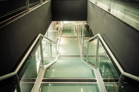 Modern staircase down perspective Stockfoto's