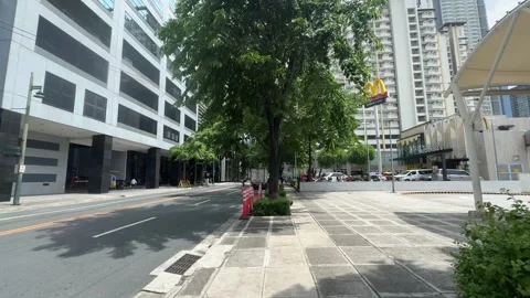 Modern Street View in BGC 4k 60fps Vidéo 339198680