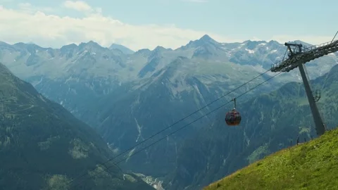 Awana Skyway cable car is a gondola lift, Stock Video