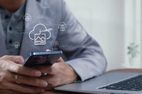 Modern Technology and Cloud Computing Concept with Smartphone Interaction Foto stock