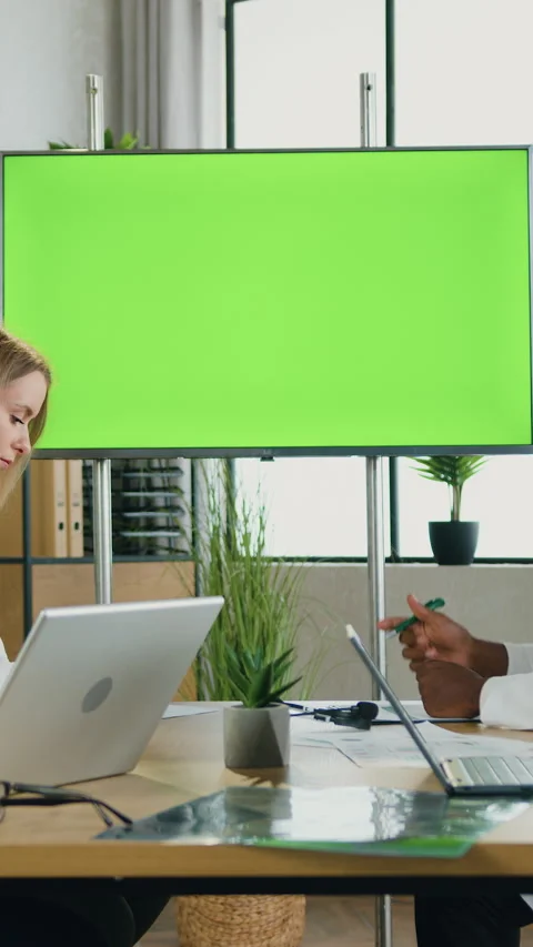 Modern technology and medicine concept where good-looking hardworking skilled di Stock Footage 331870390
