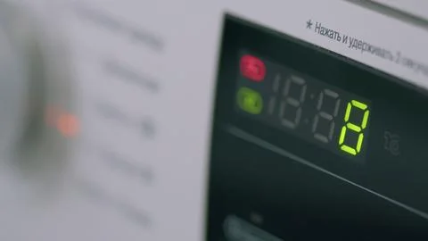 The Modern Washing Machine Display features a Timer for enhanced user control an Stock-Fotos