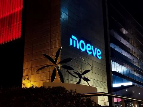Moeve. Cepsa. Building 스톡 사진