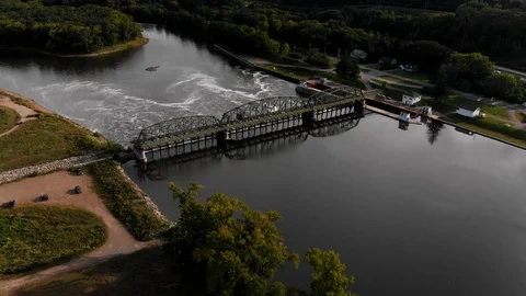 Mohawk river bridge at Lock #8 Video stock 96126243