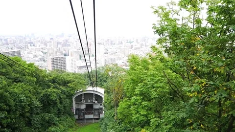Moiwa Ropeway is a skyscraper Vídeos de archivo 94763357