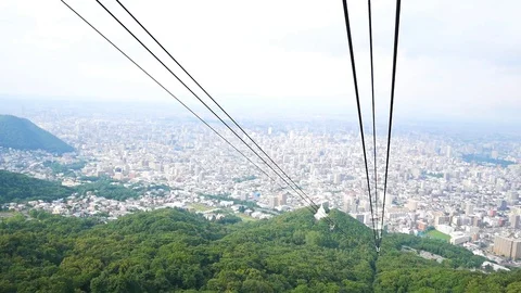 Moiwa Ropeway is a skyscraper Vídeos de archivo 94763391