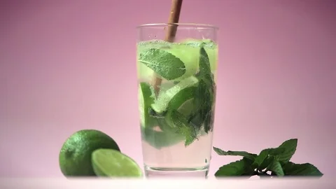 Mojito cocktail Video stock 77293681