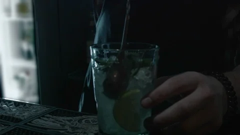 Mojito cocktail 動画素材 103389680