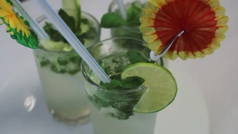 Mojito cocktail Stock Footage 161470036
