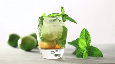 Mojito drink Stock Footage 5058189